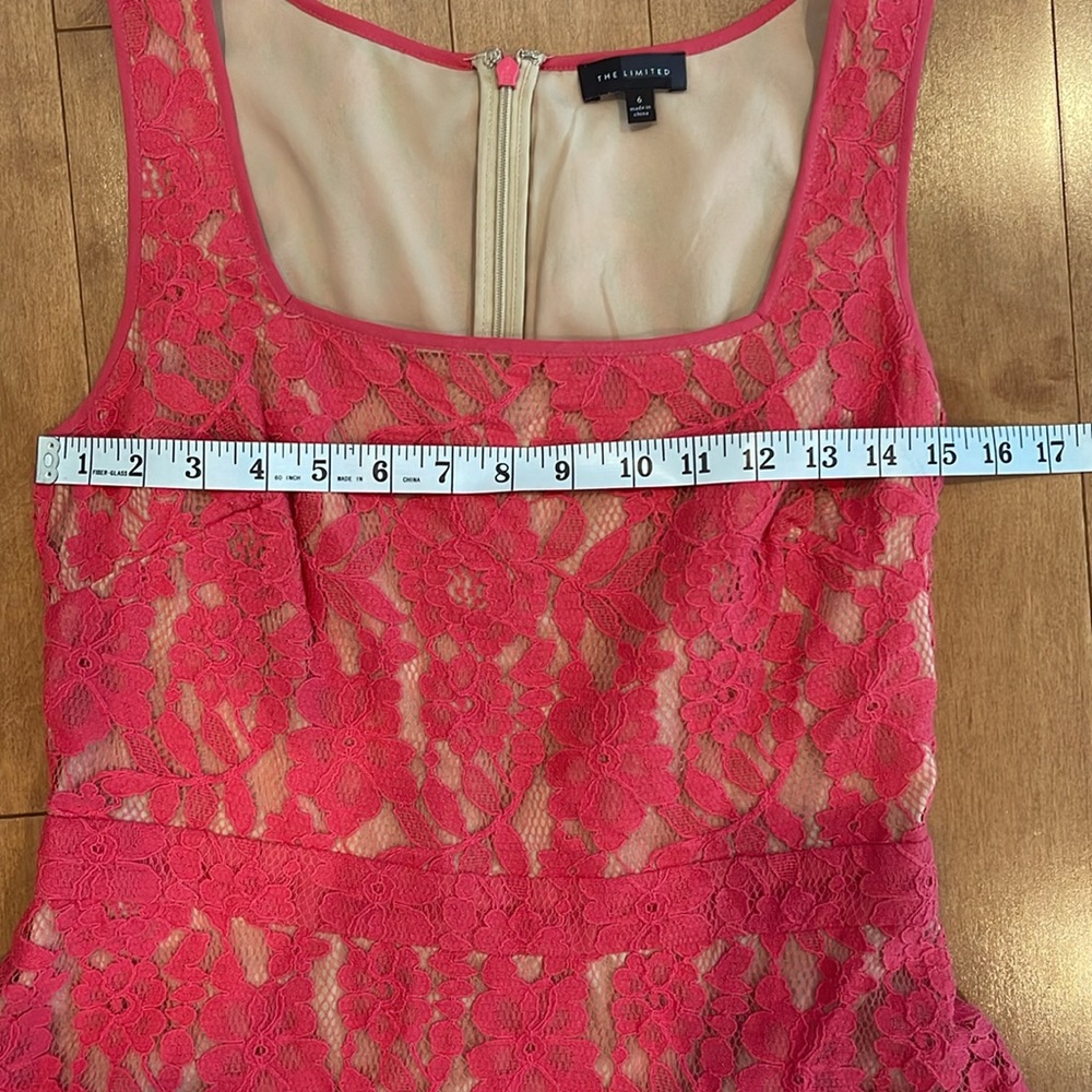 The Limited Pink Lace Dress in 6 - Picture 2 of 7
